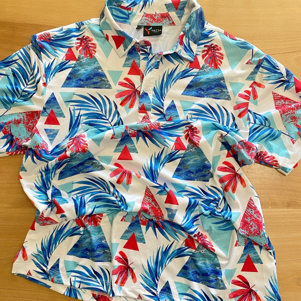 Yatta Golf Men's Tropical Palm Leaf Polo Shirt,  White Blue Red Performance